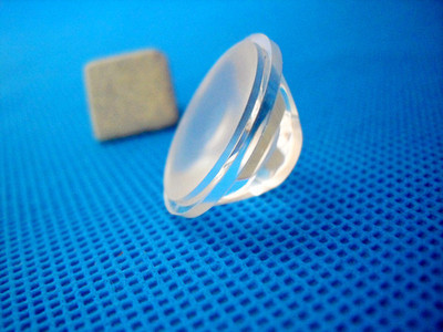 直销亚克力透镜：高透光性能与广东制造优势